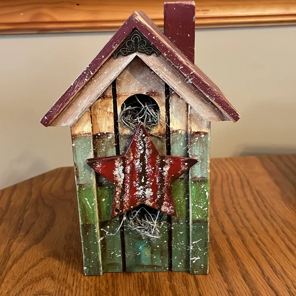 Rustic Birdhouse with Red Star